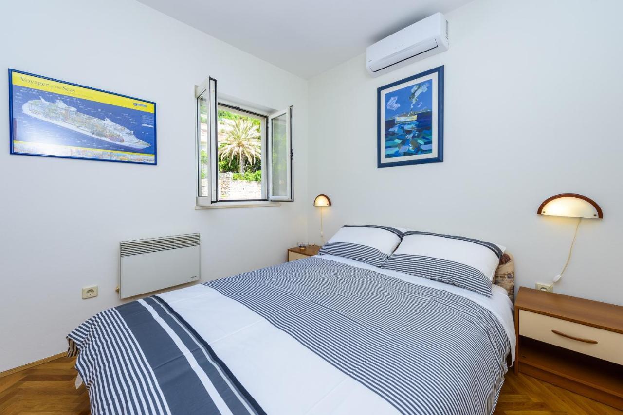 דוברובניק Apartment Tija Two Bedroom Apartment With Balcony And Partial Sea View מראה חיצוני תמונה